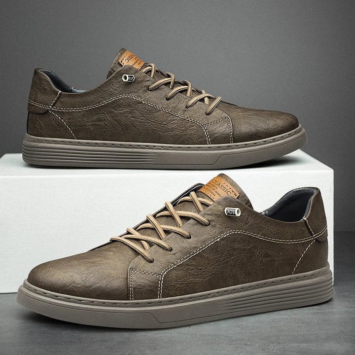 Stylish men's classic athletic sneakers with lace-up design. Comfortable everyday footwear for casual fashion.