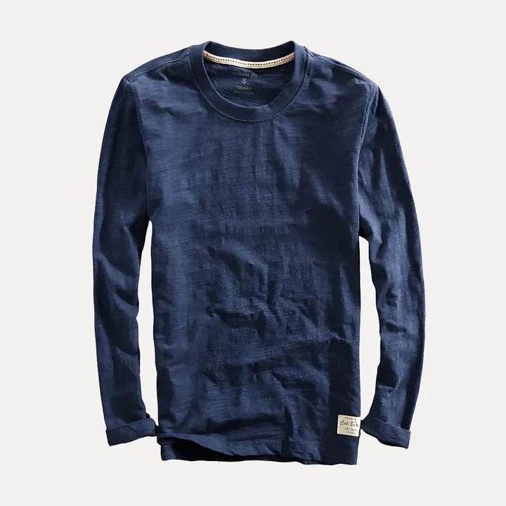 Relaxed men's crew neck long sleeve shirt. Pullover style top, great for a comfortable, versatile casual look.