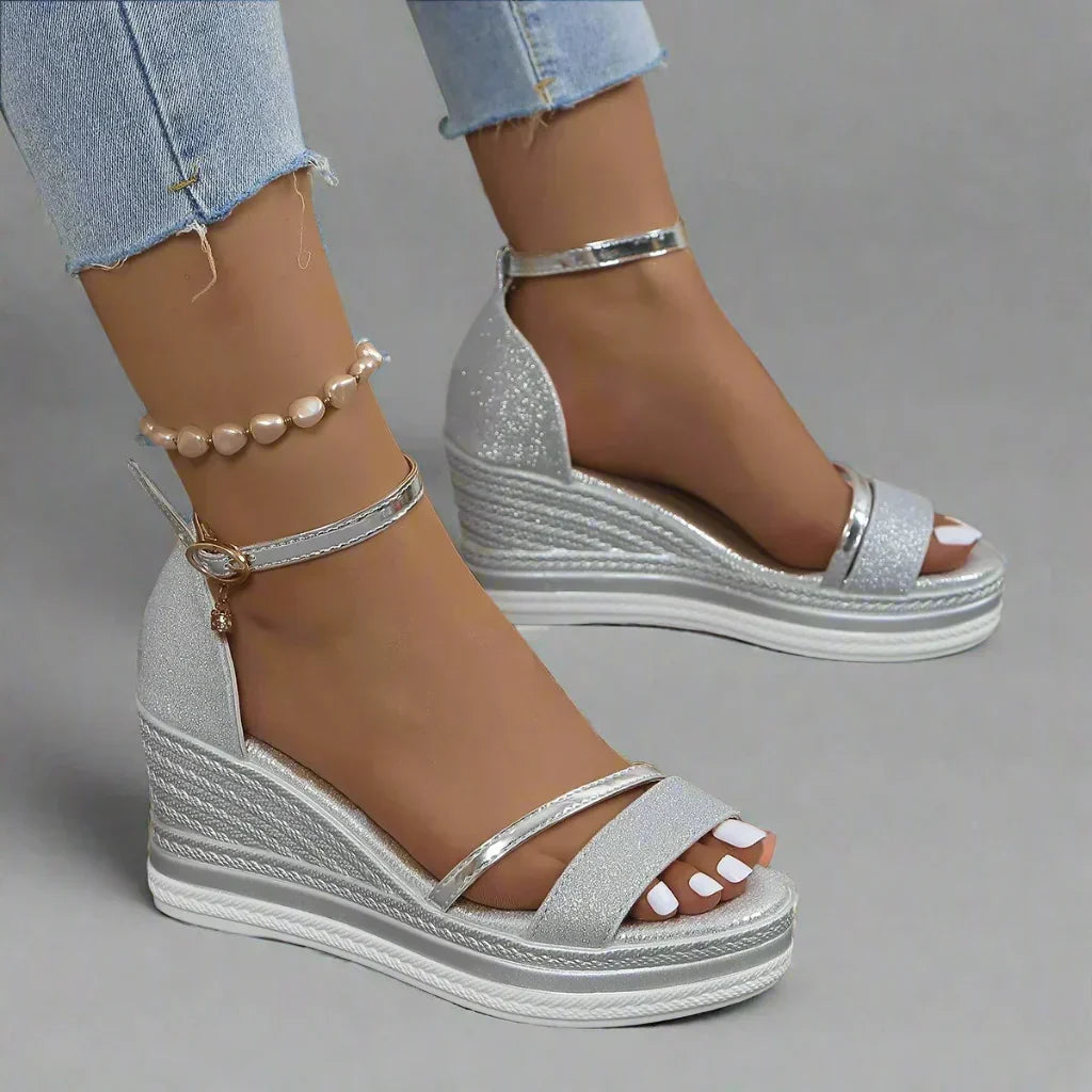 Stylish orthopedic sandals for women with arch support, perfect for elegant & casual summer outfits.