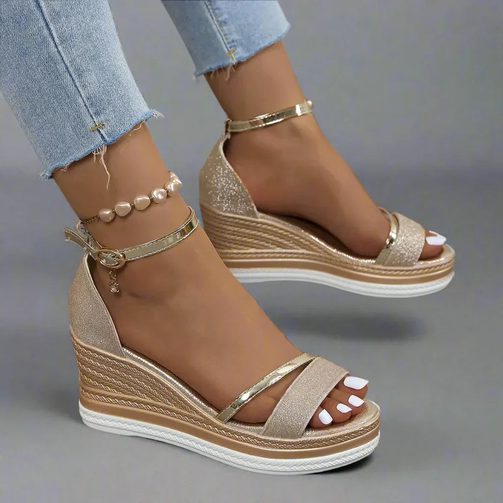 Elegant women's comfort shoes: orthopedic sandals with excellent arch support for stylish daily wear.