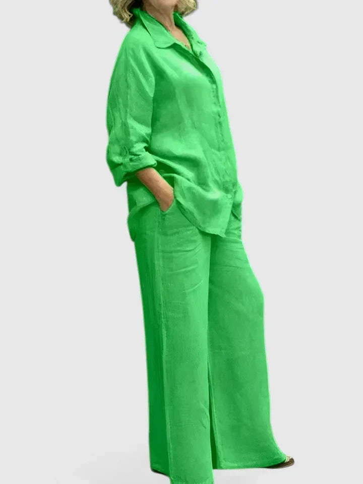 Ultra-comfortable women's matching set: soft button-down shirt & flowy wide-leg pants for relaxed fashion.