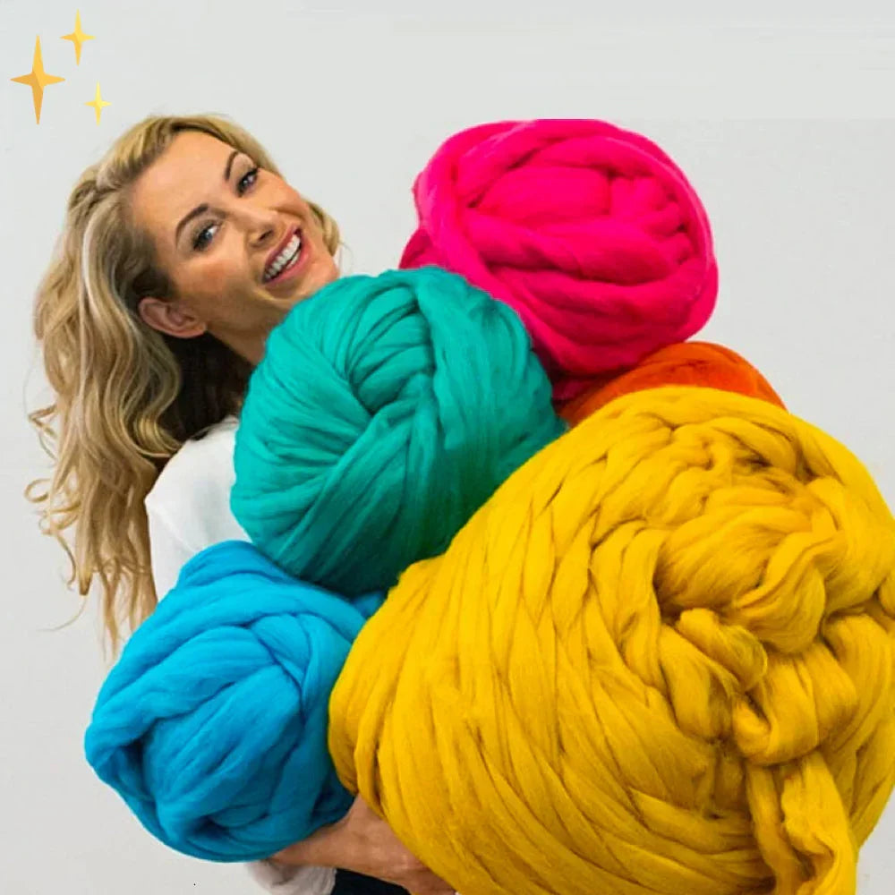Unisex super chunky craft yarn (1000g) for making plush, warm DIY throw blankets.
