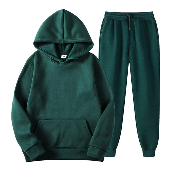 Stylish women's two-piece jogging set, ideal for comfort and versatile everyday fashion.