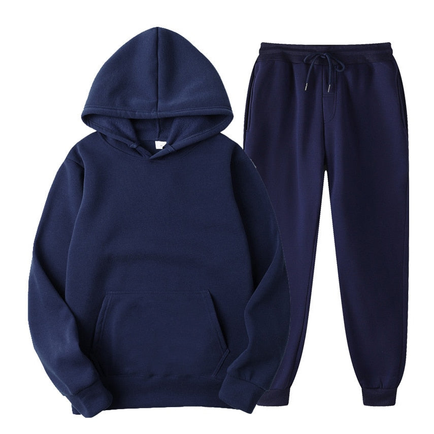 Women's jogging set, combining comfort and modern style for everyday versatility.