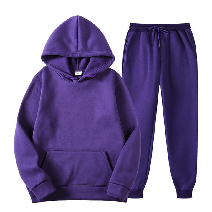 Women's comfortable jogging set for everyday wear, stylish two-piece loungewear.