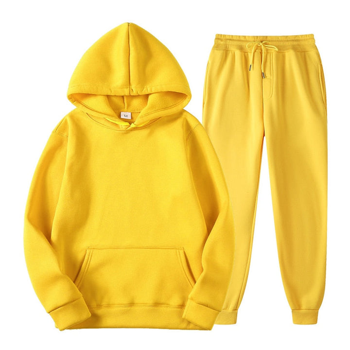 Women's comfort wear jogging set, perfect for relaxed days or light exercise.
