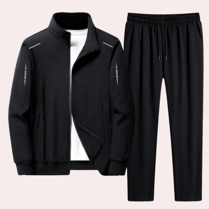 Close-up of Owen men's tracksuit fabric, showcasing soft, breathable material for ultimate comfort & loungewear.