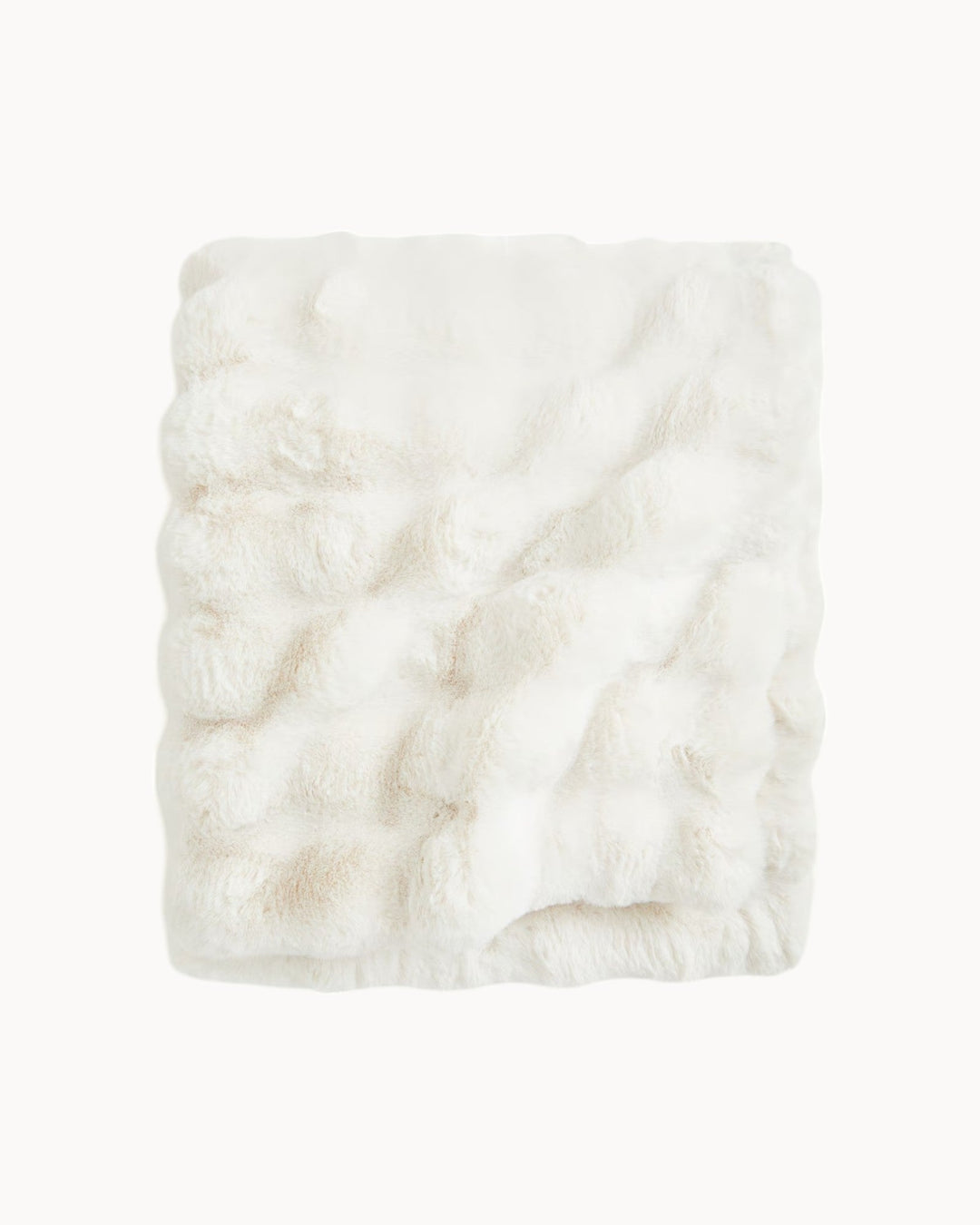 Soft recycled polyester plaid fleece throw blanket in white, ideal for bedroom warmth and home decor.