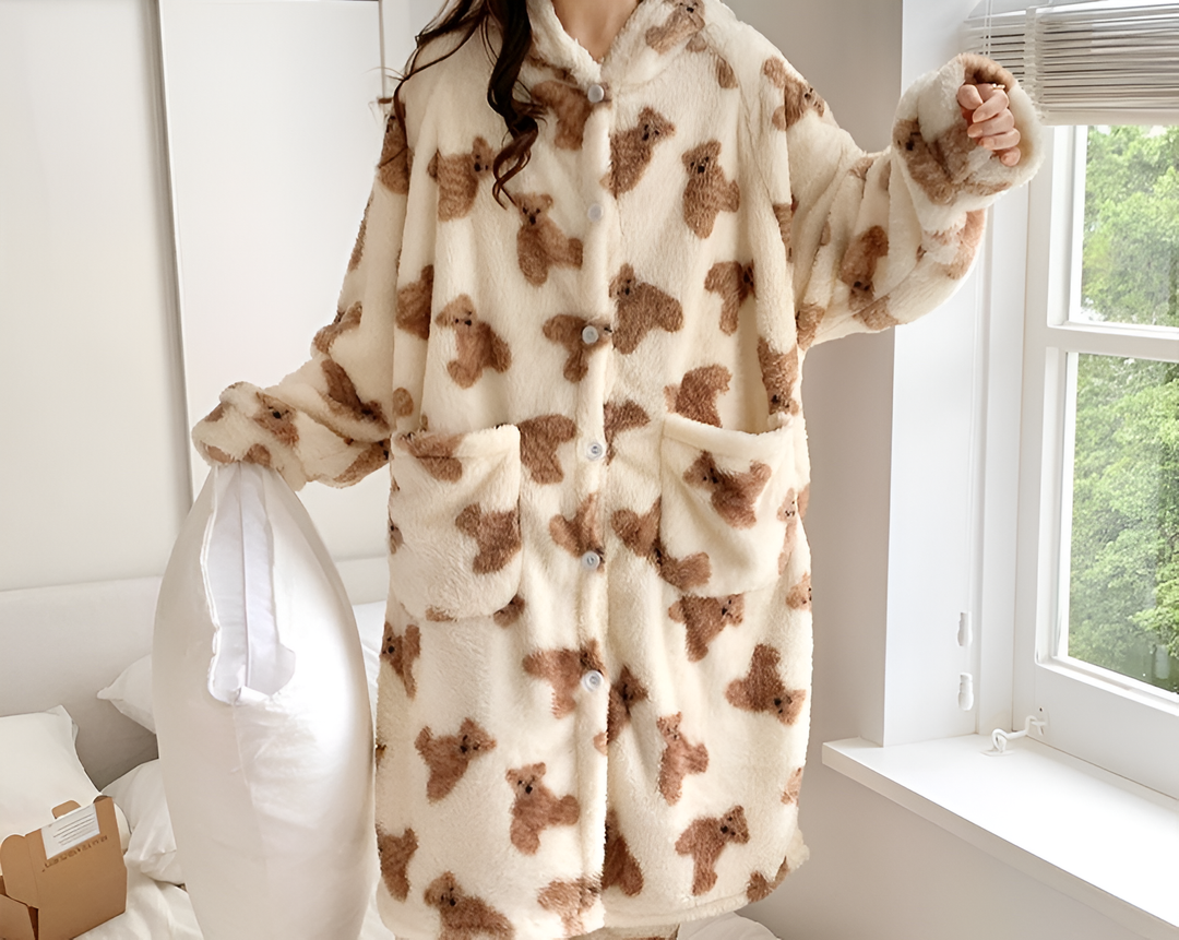 Versatile women's long sleeve robe, great for sleeping or lounging.