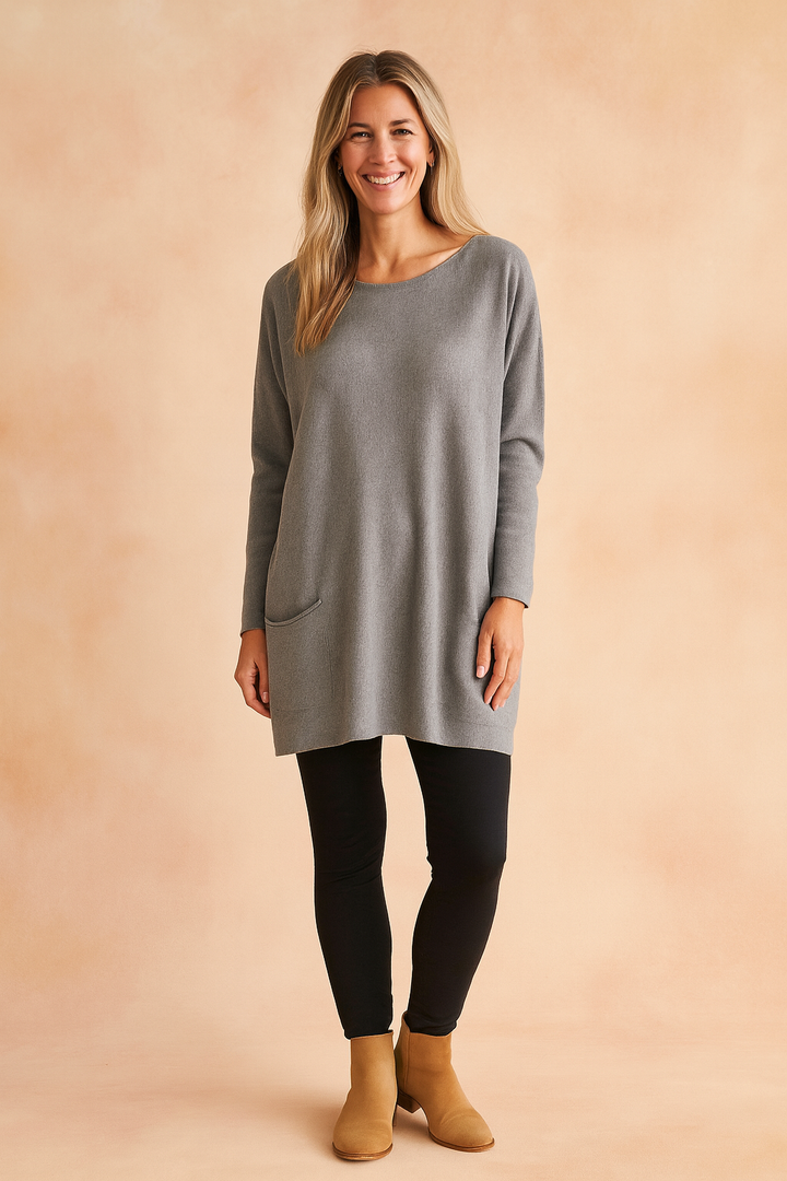 Soft and warm oversized knit top for women, designed for ultimate comfort and style.