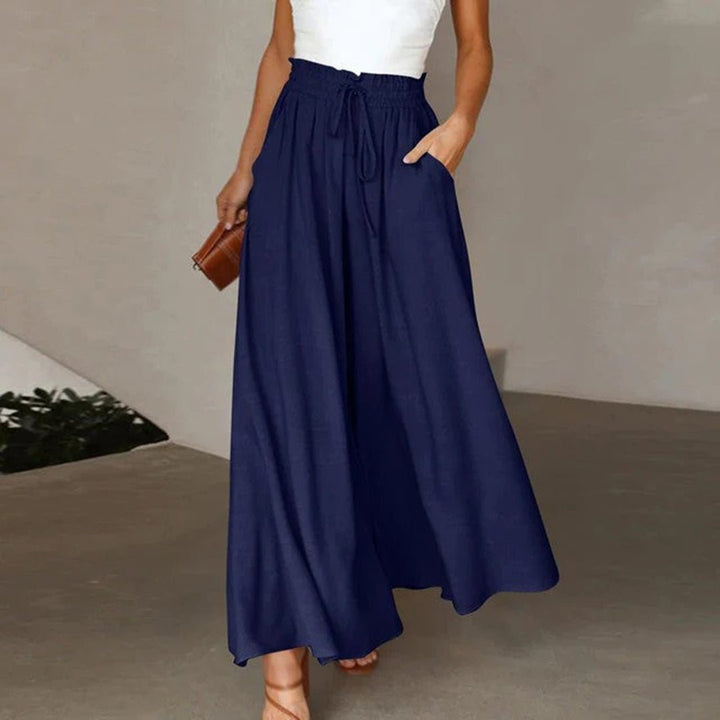 Cressida Women's Two-Piece Set Navy Crop Top Wide Leg Pants Image 2