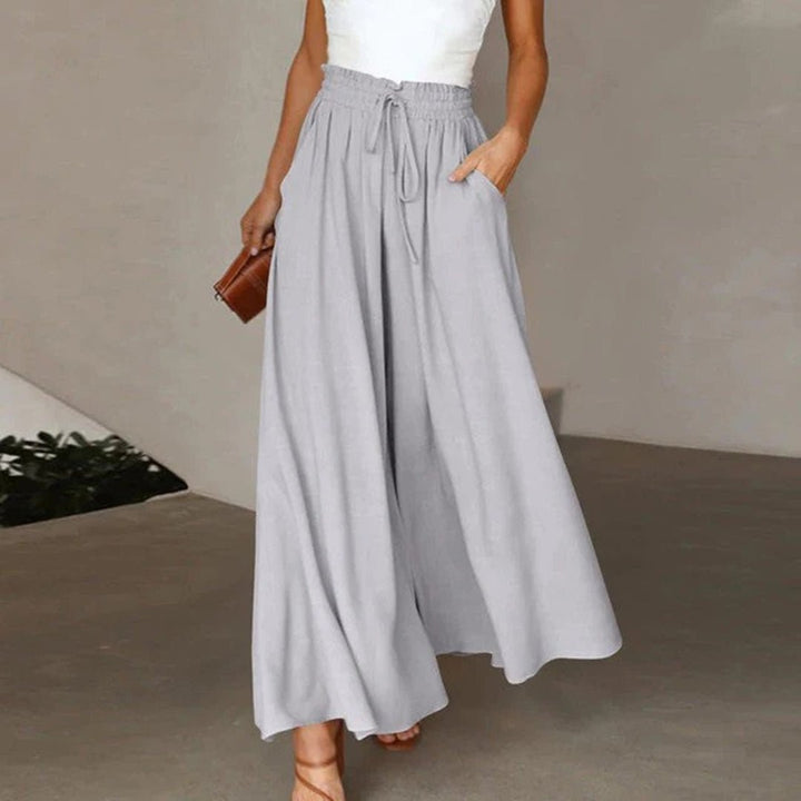 Cressida Women's Two-Piece Set Navy Crop Top Wide Leg Pants Image 4
