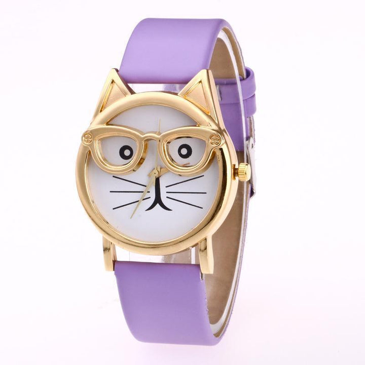 Whimsical cat face wristwatch, a cute and trendy quartz timepiece designed for both men and women.