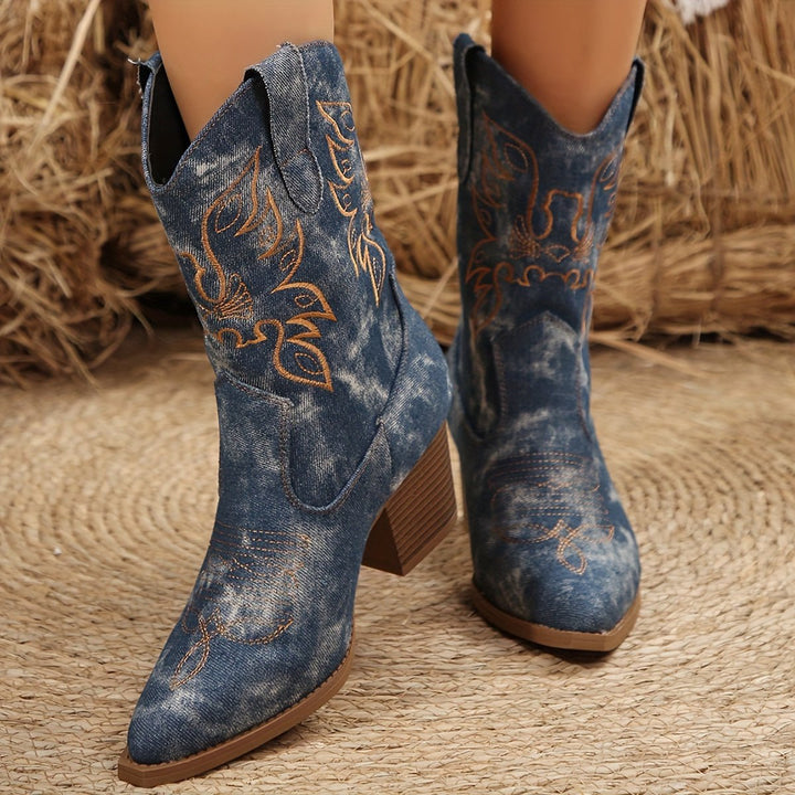Comfortable wide-calf women's embroidered cowboy boots, perfect for a chic western fashion statement.