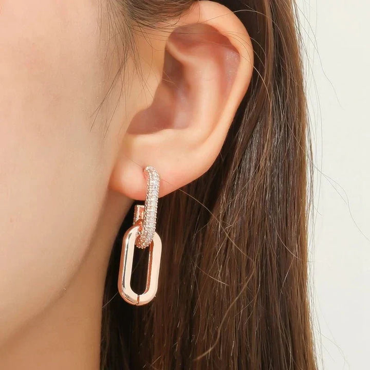 Classic slim silver hoop earrings for women, stainless steel, an elegant accessory.