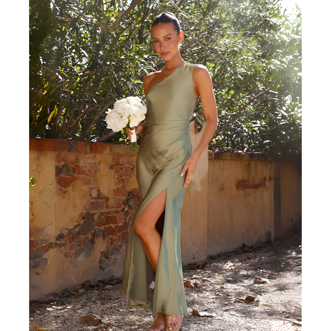Stunning green women's one shoulder maxi dress, an elegant formal gown with a high side slit, perfect for parties.