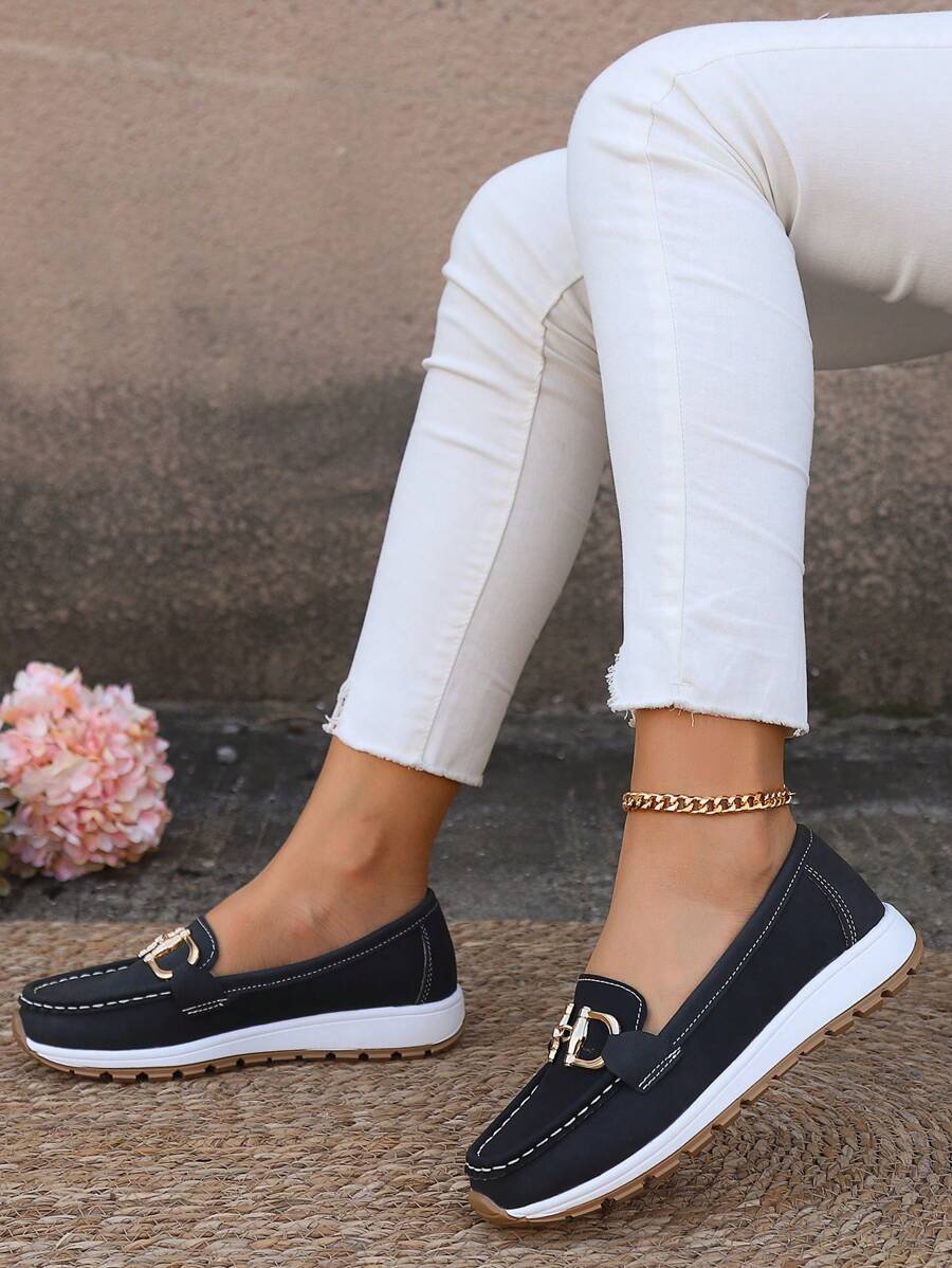 Ladies' comfortable orthopedic slip-on loafers, arch support, non-slip sole, versatile.