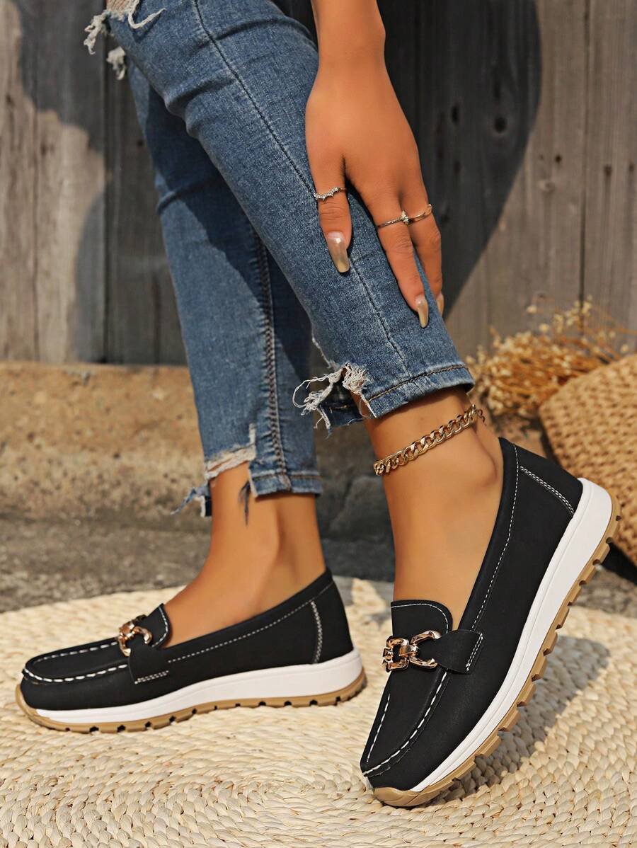 Orthopedic women's loafers with non-slip sole, gold detail, comfortable for all-day support.