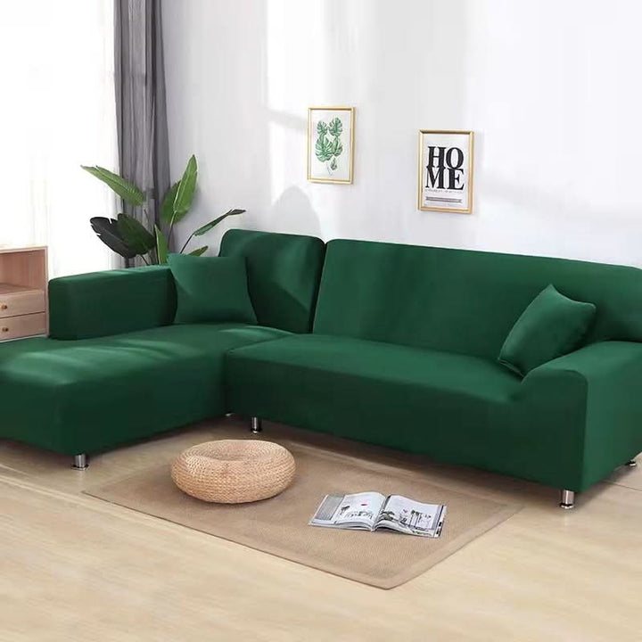 Elastic furniture cover, versatile stretch fabric for protecting sofas in living rooms.