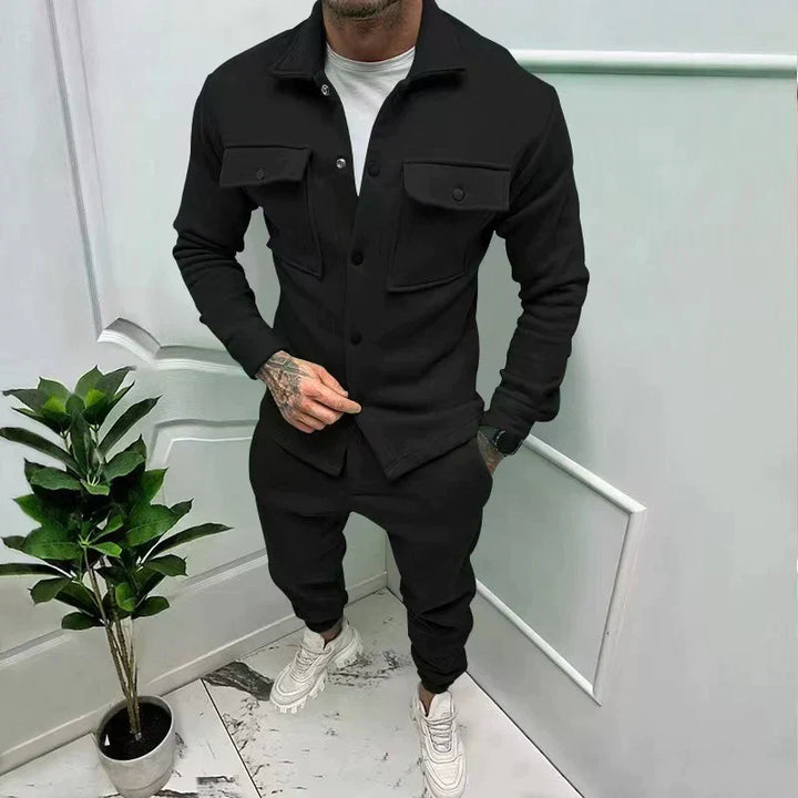 Versatile men's button-up tracksuit set, great for jogging, casual outings, or lounging.