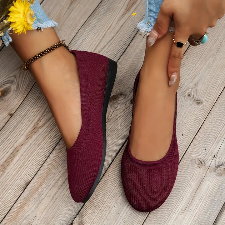Women's wide fit slip-on sandals, elegant, orthopedic, and non-slip for walking comfort.