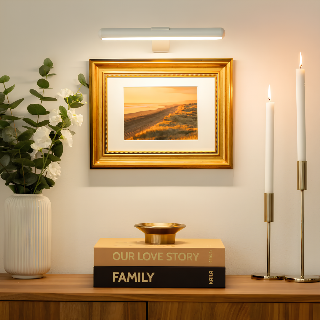 Sleek LED spotlight, battery-powered and remote controlled for versatile art & shelf lighting.