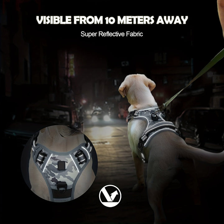 Easy-walk dog harness with front clip & reflective details for training.