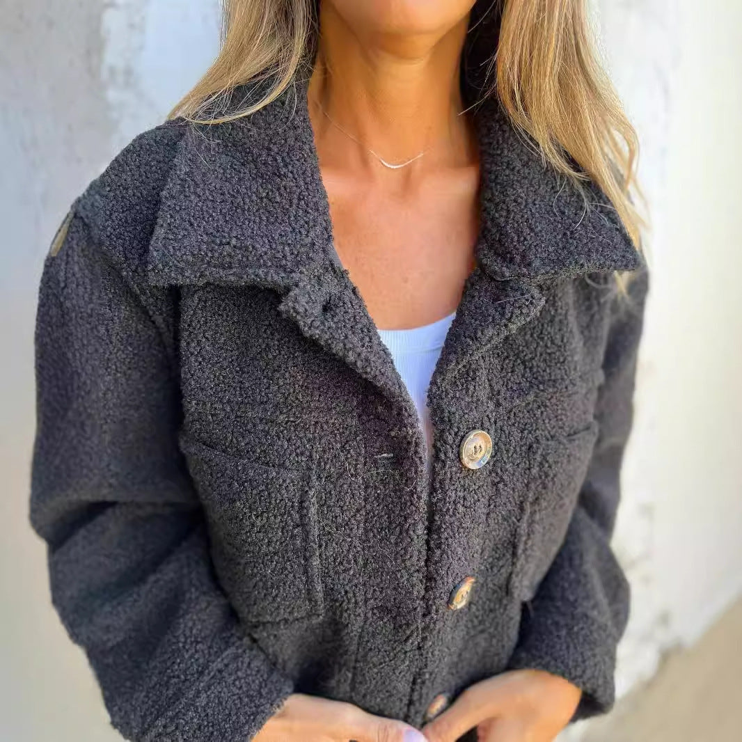 Cozy & stylish green women's winter jacket. Elegant long sleeve outerwear, ideal for chic fall/winter fashion.