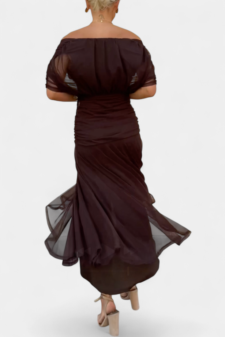 Women's elegant floral maxi dress, perfect for parties.
