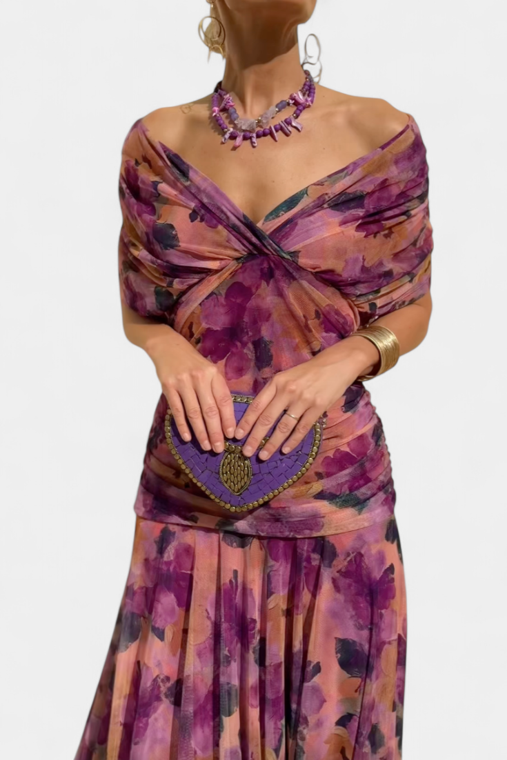 Chic off-shoulder floral maxi dress, women's fashion.