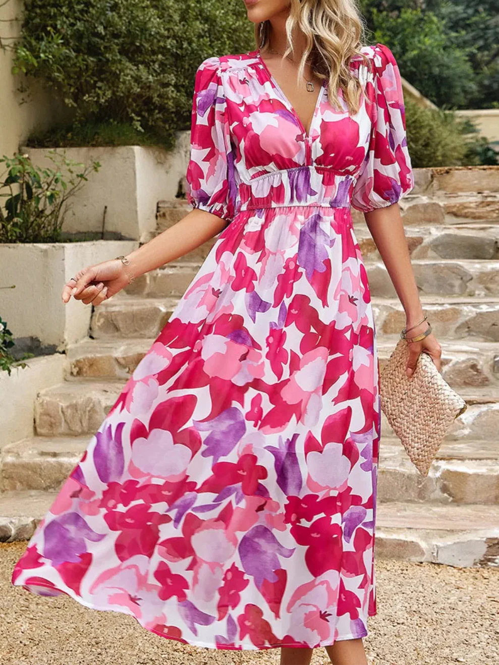 Fashionable floral puff sleeve dress for a stylish summer look