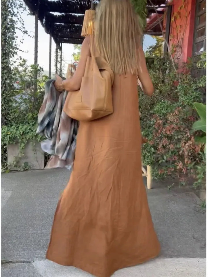 Khaki women's halter maxi dress, an elegant and comfortable choice for summer beach days or parties.
