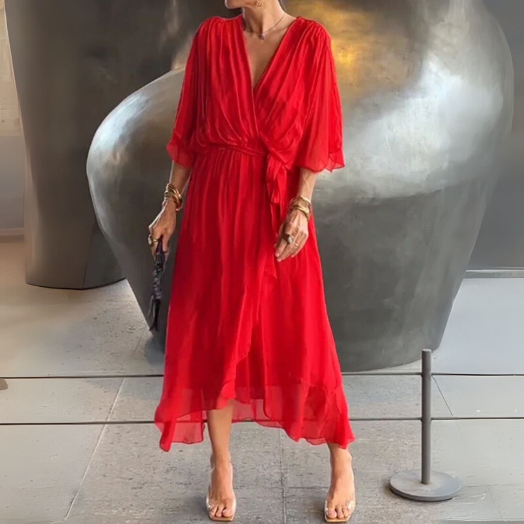 Casual yet elegant women's wrap dress, suitable for parties, day wear, or evening events.