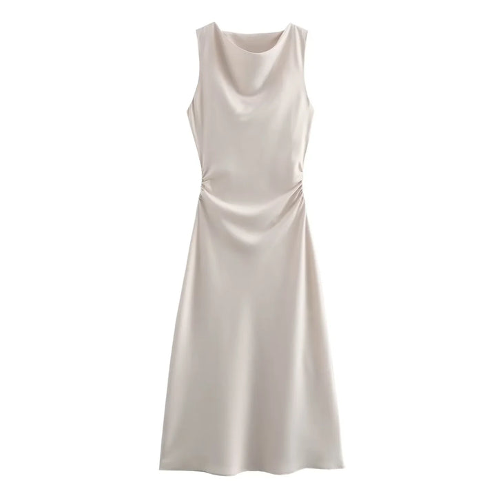 Flattering women's elegant bodycon midi dress, enhancing curves for a confident and sophisticated look.