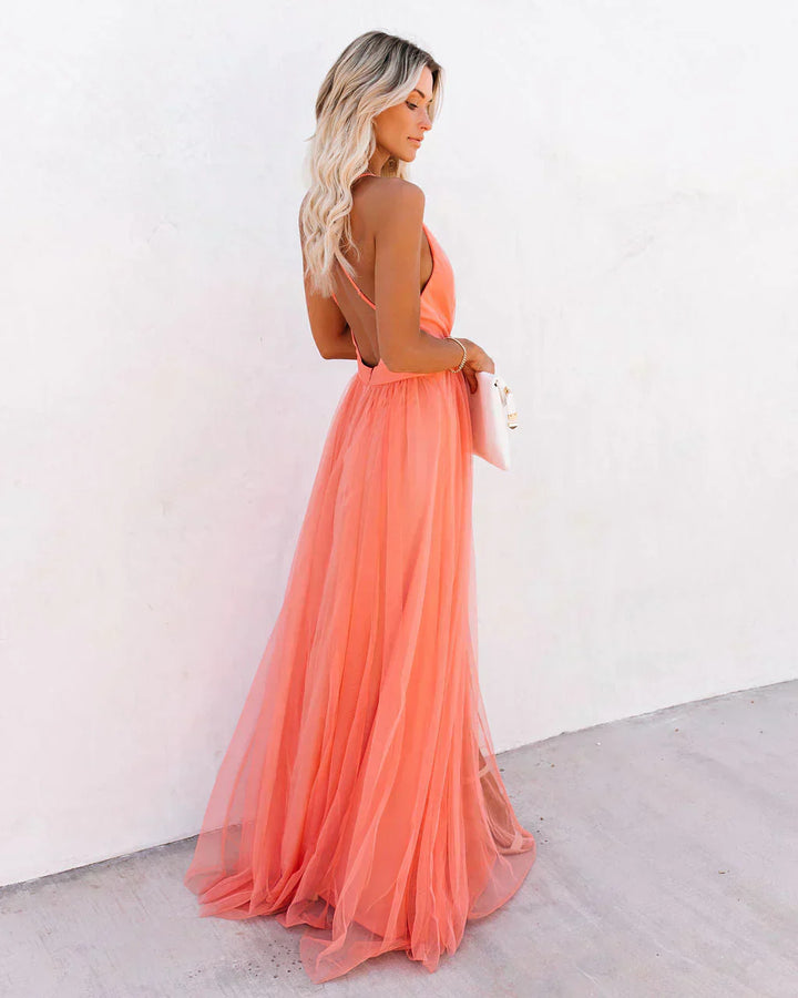Flowy women's summer maxi dress, perfect for evening events.