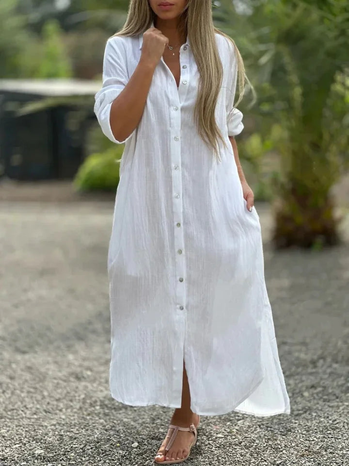 Lightweight women's maxi dress, ideal for summer. Casual yet elegant, a versatile beach dress.