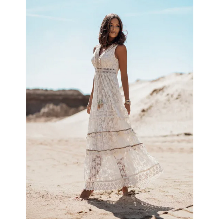 Stylish & comfortable women's summer dress, ideal for casual chic or a party.