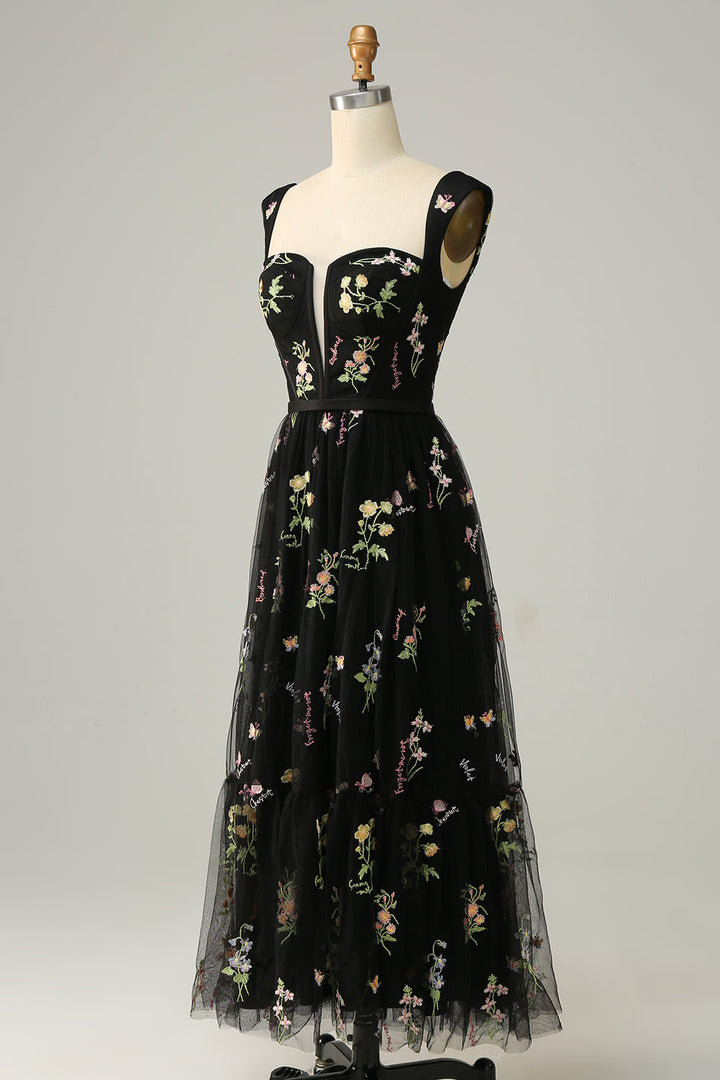Elegant women's A-line gala dress, a long ball gown featuring exquisite embroidery for grand events.