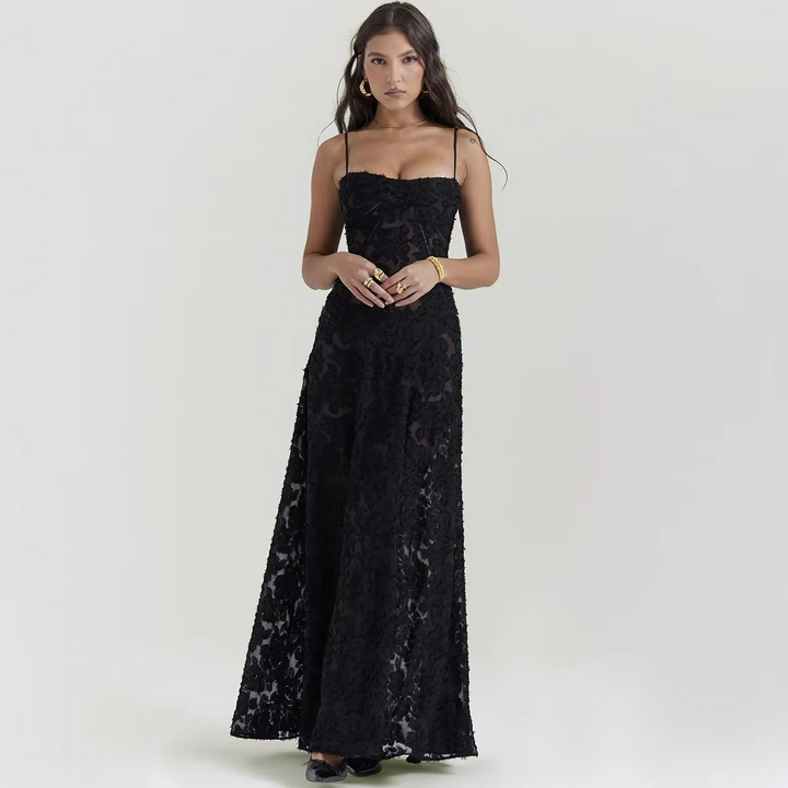 Chic women's A-line formal dress, a stunning maxi gown for sophisticated events.