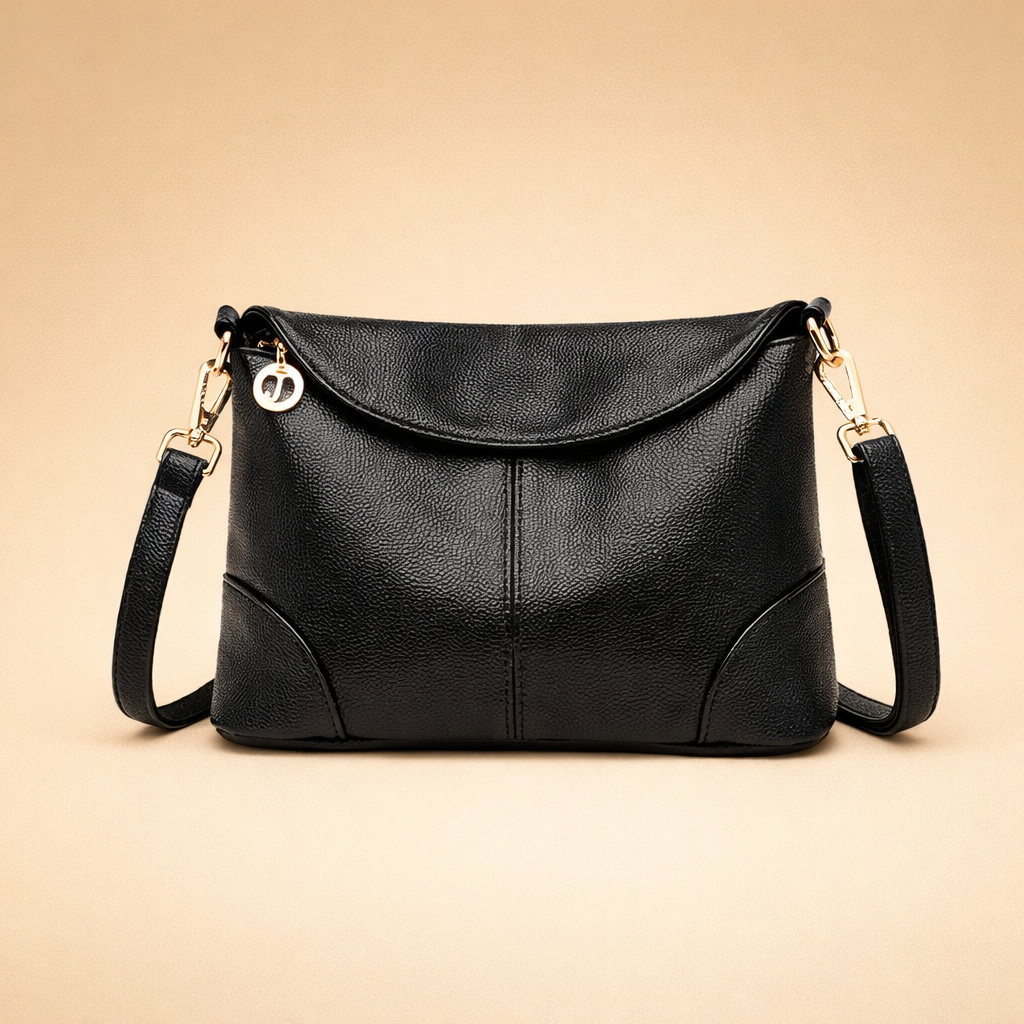 Elegant women's everyday shoulder bag in synthetic leather, perfect for versatile daily style.