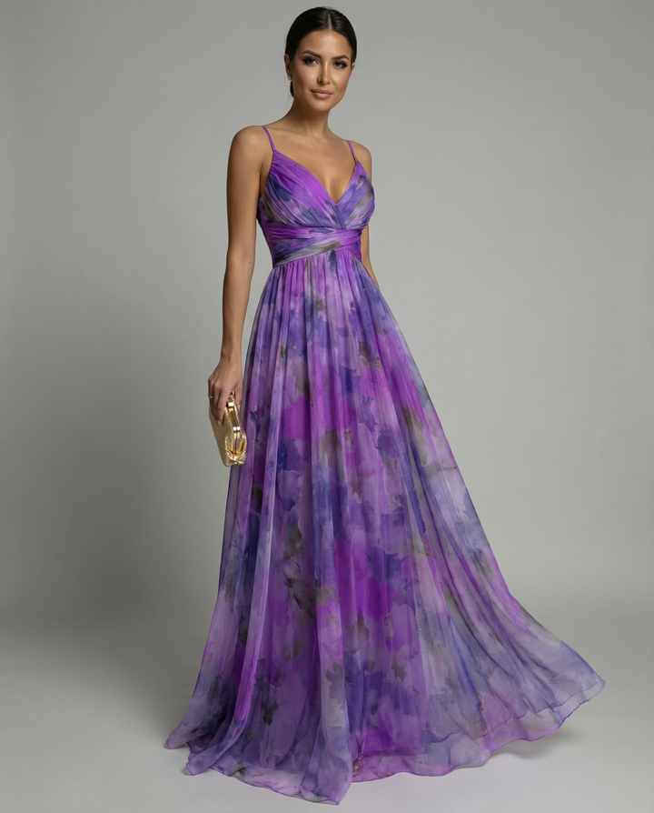 Sophisticated floral long dress for women, great for evening wear and wedding guest attire.
