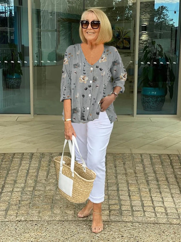 Lightweight floral top for women, a chic addition to your summer fashion collection.