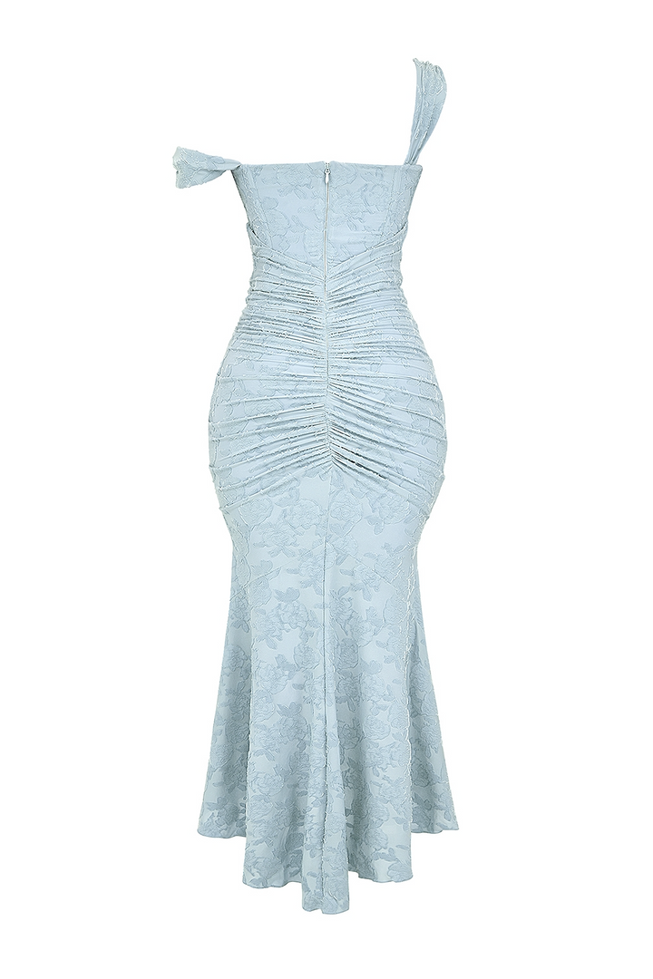 Women's high-low maxi dress, a formal & elegant choice for evening wear or wedding guest attire.