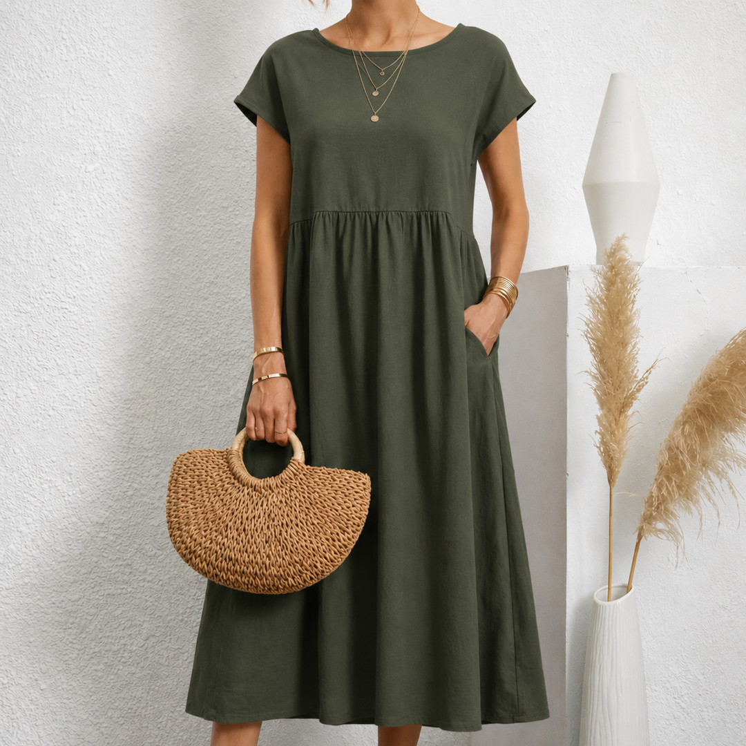 Elegant women's midi dress, perfect for sophisticated style & various occasions.