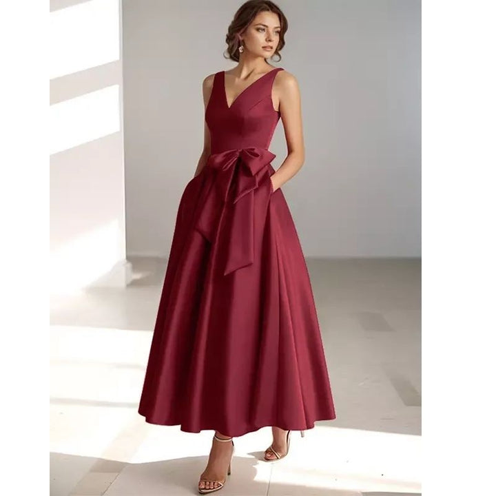 Chic women's pleated V-neck midi dress, a stylish option for parties and special events.