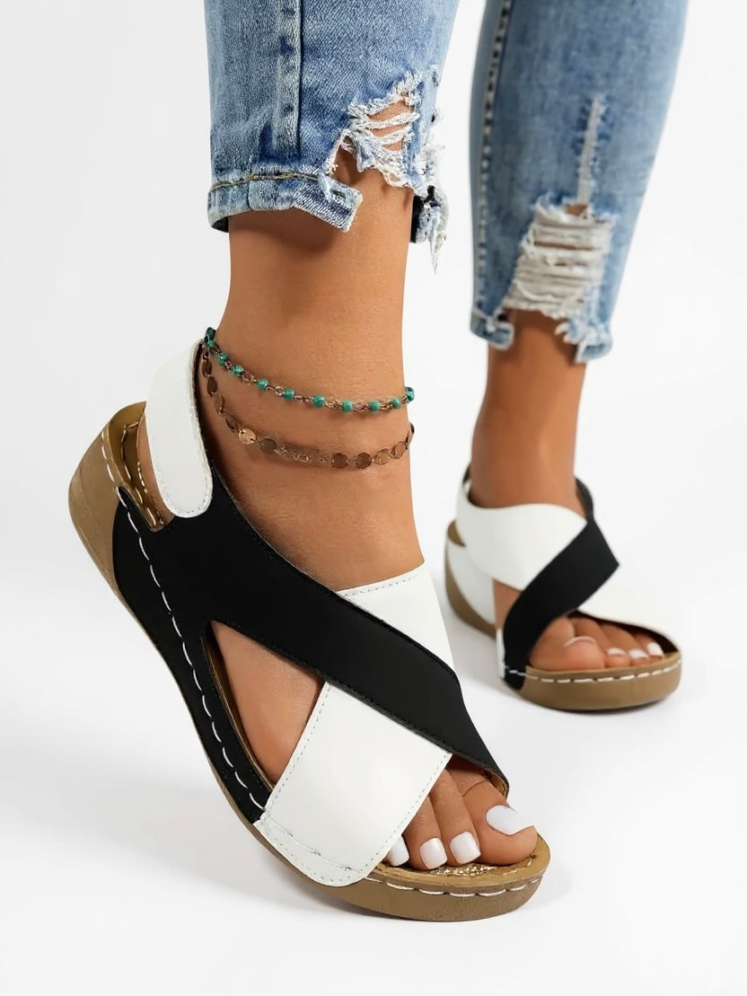 Casual women's summer platform wedge sandals with a chic cross strap design.