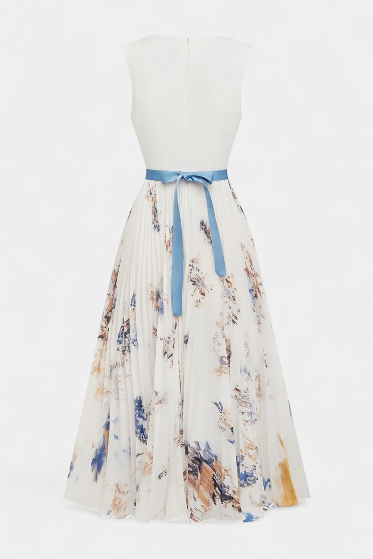 Elegant women's floral print pleated midi dress, perfect for races, garden parties & summer events. Stylish & chic.