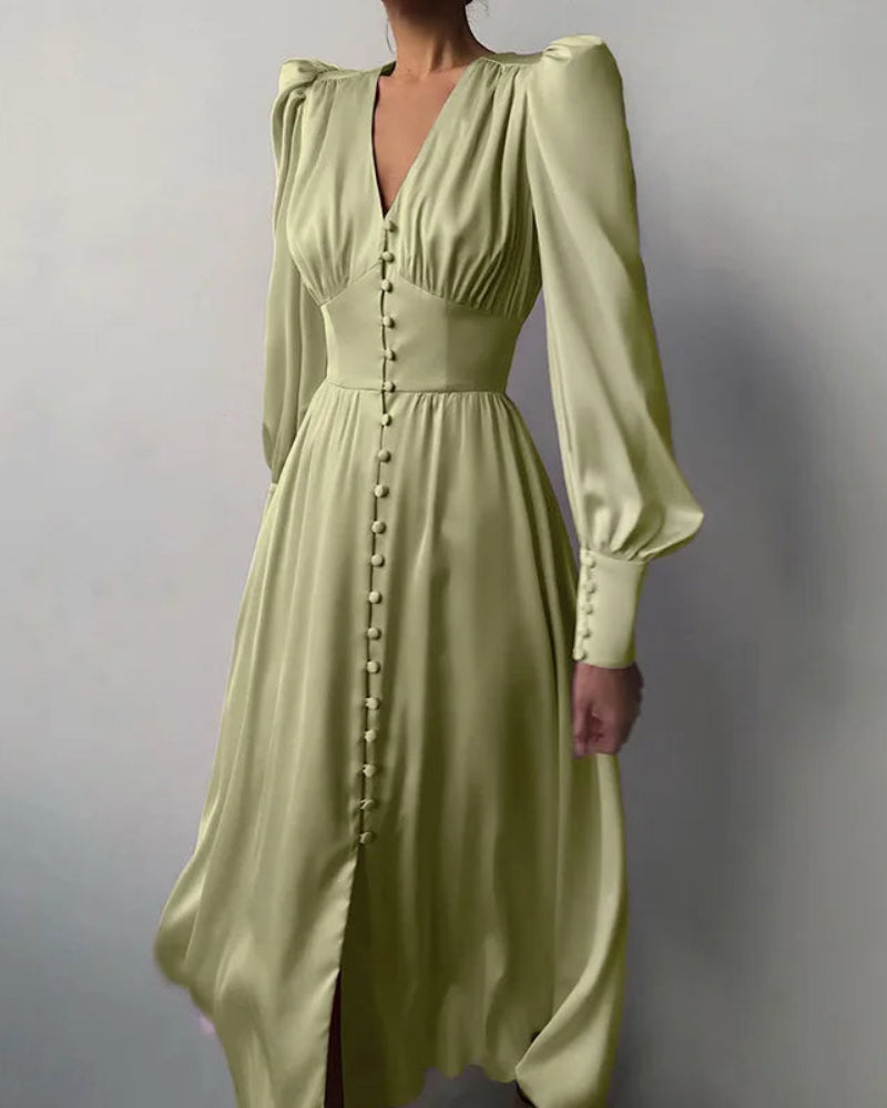 Relaxed V-neck women's maxi dress featuring chic lantern sleeves & a graceful, flowing design.