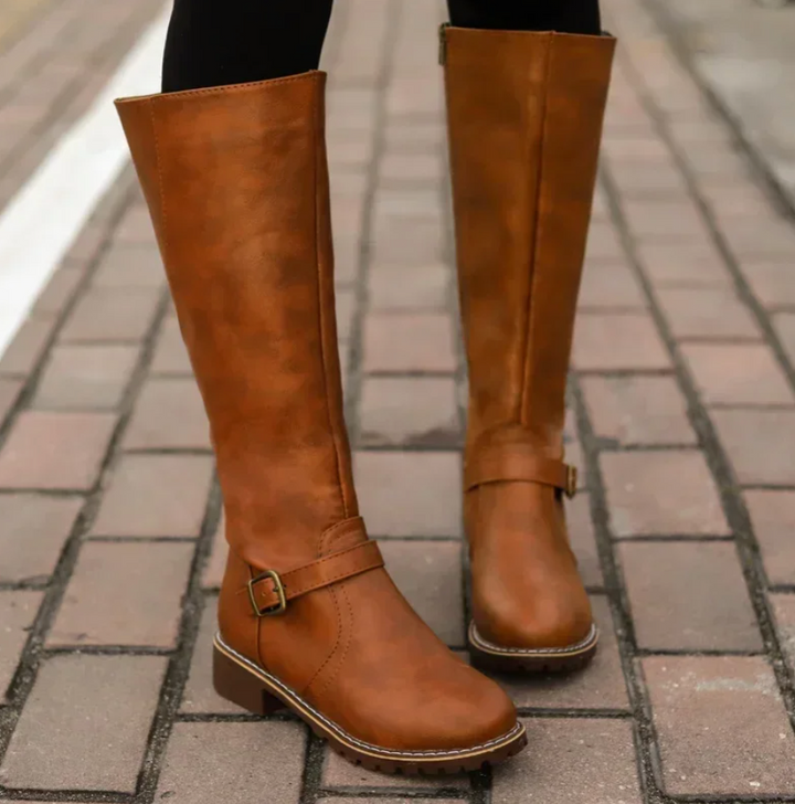 Emma trendy women's ankle boots with a non-slip sole for all-weather comfort.