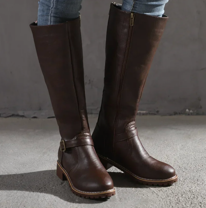 Emma women's comfortable footwear: ankle boots with excellent traction and modern style.